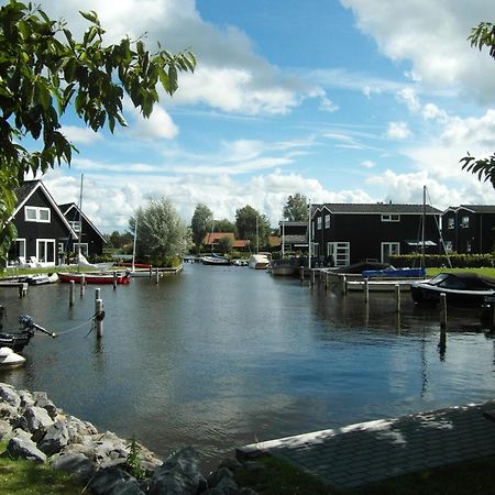 Waterpark Oan 'E Poel Bij Sneekermeer Terherne Luaran gambar