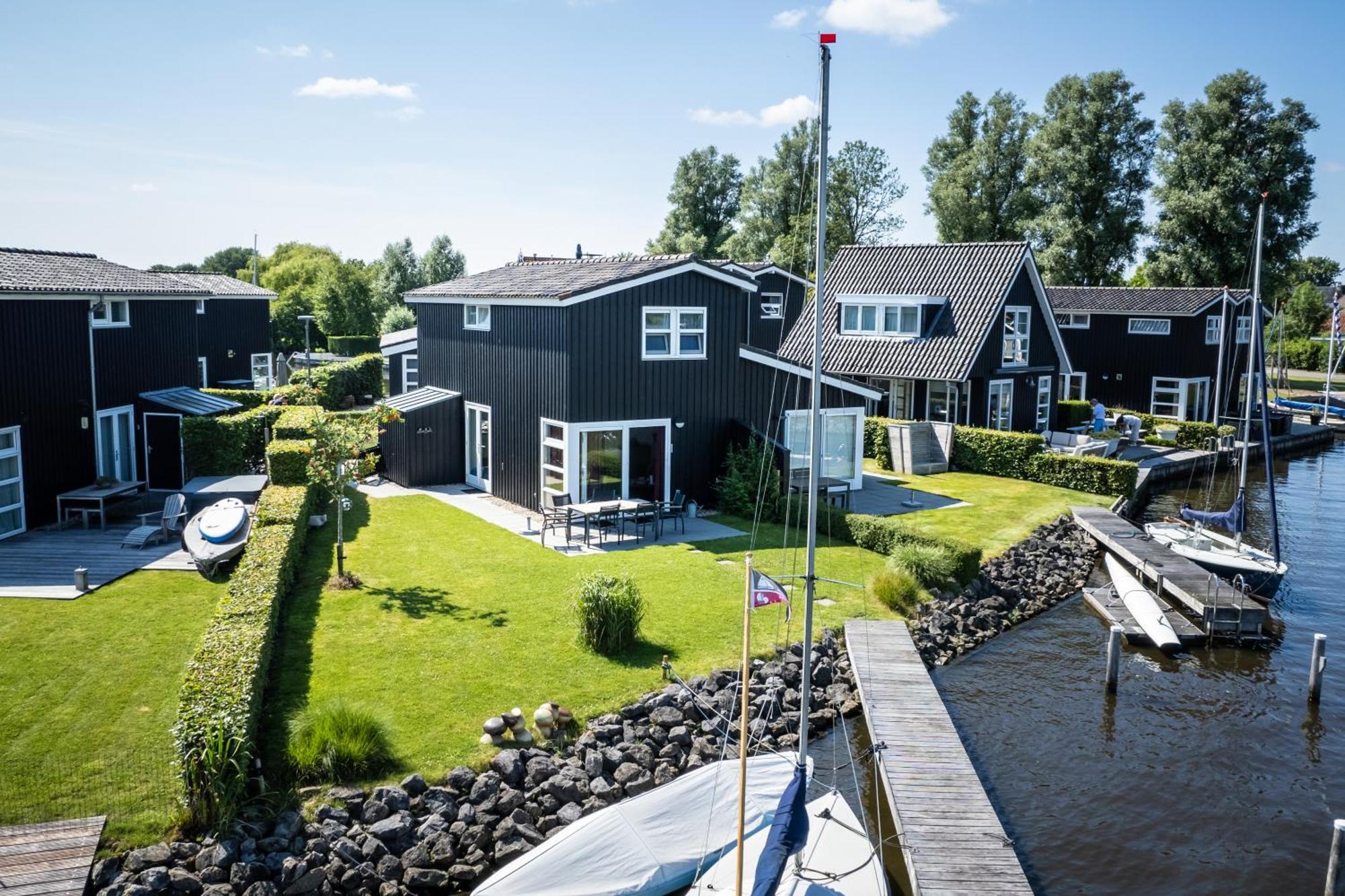 Waterpark Oan 'E Poel Bij Sneekermeer Terherne Luaran gambar