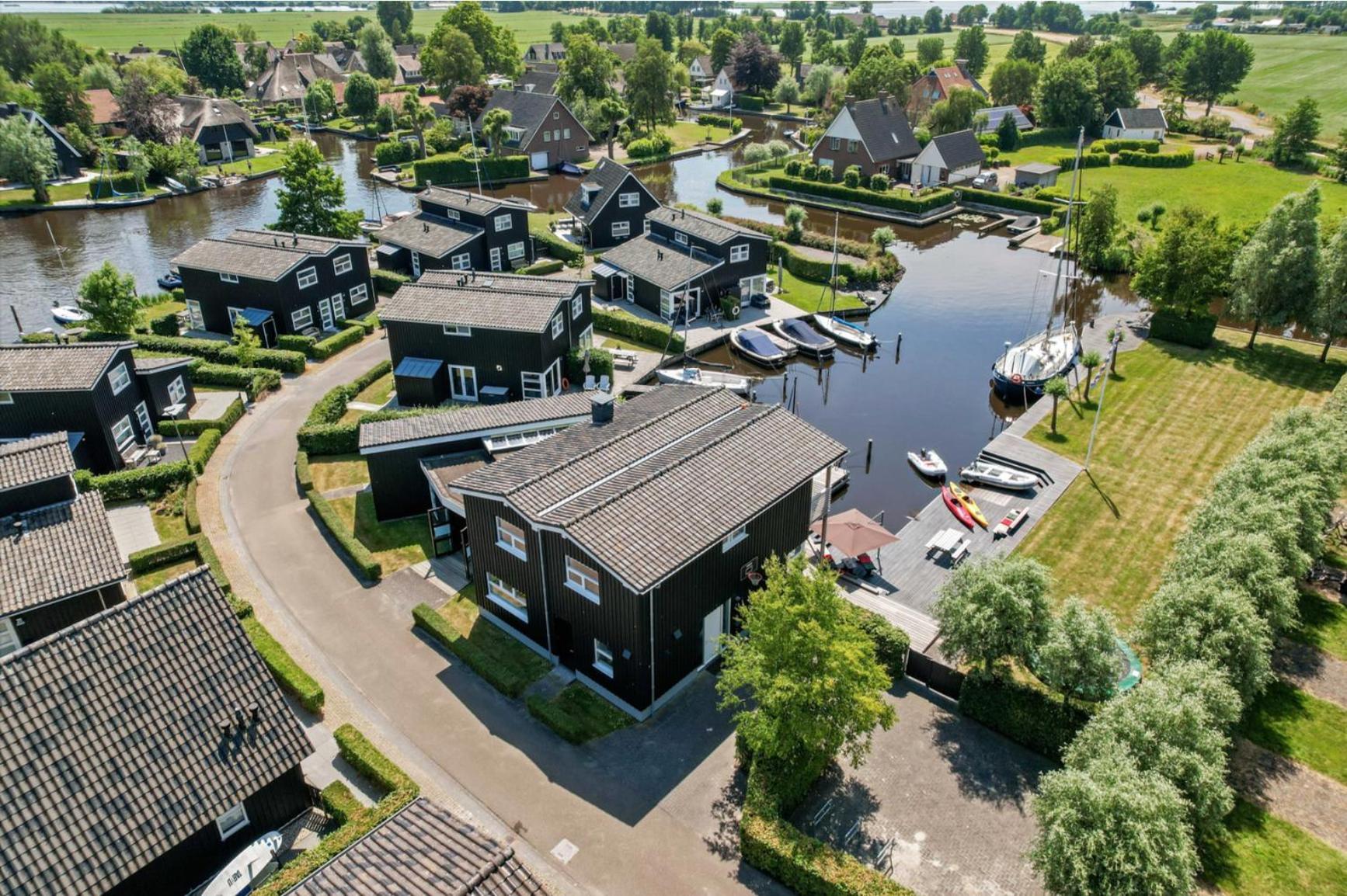 Waterpark Oan 'E Poel Bij Sneekermeer Terherne Luaran gambar